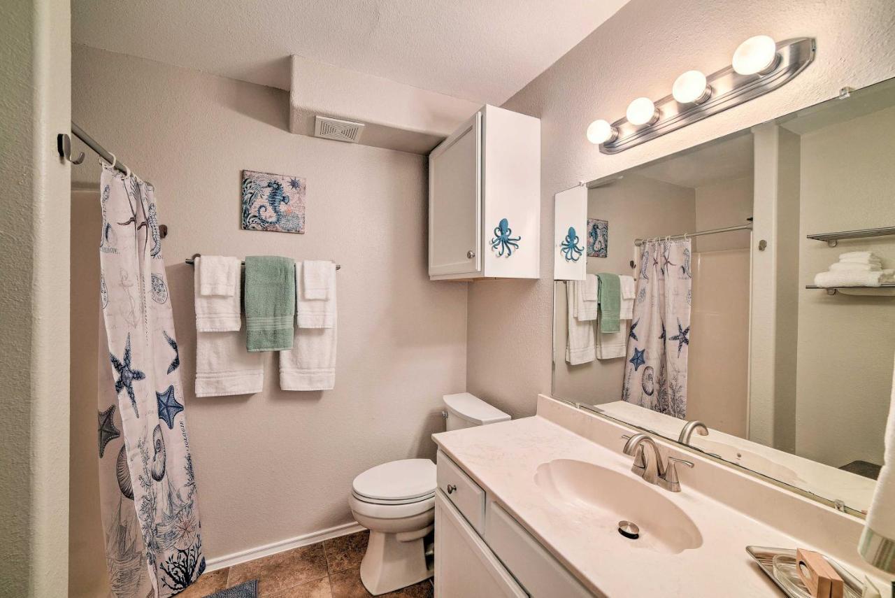 With Pool Access, Walk To * Corpus Christi